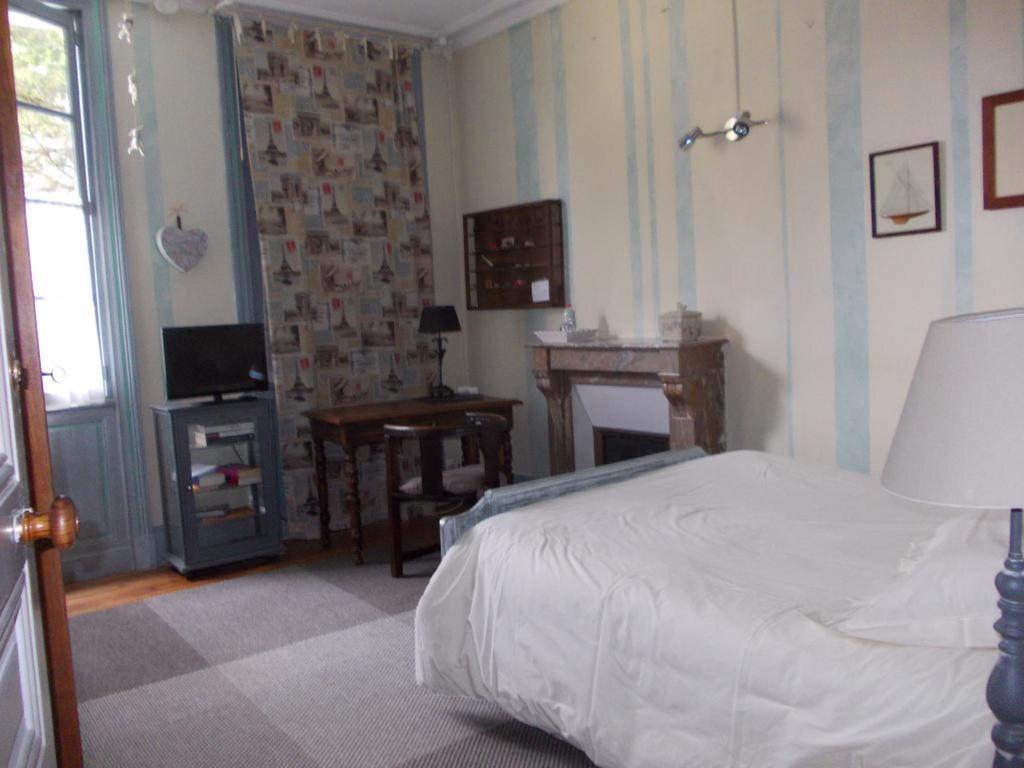 B&B Maison Gaudin Cognac Quarto foto